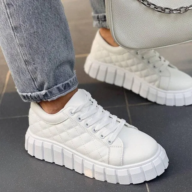 New Large Size Women's Shoes Increased Flat Bottom Strap White Shoes Warm Women Casual Sneakers European and American Style