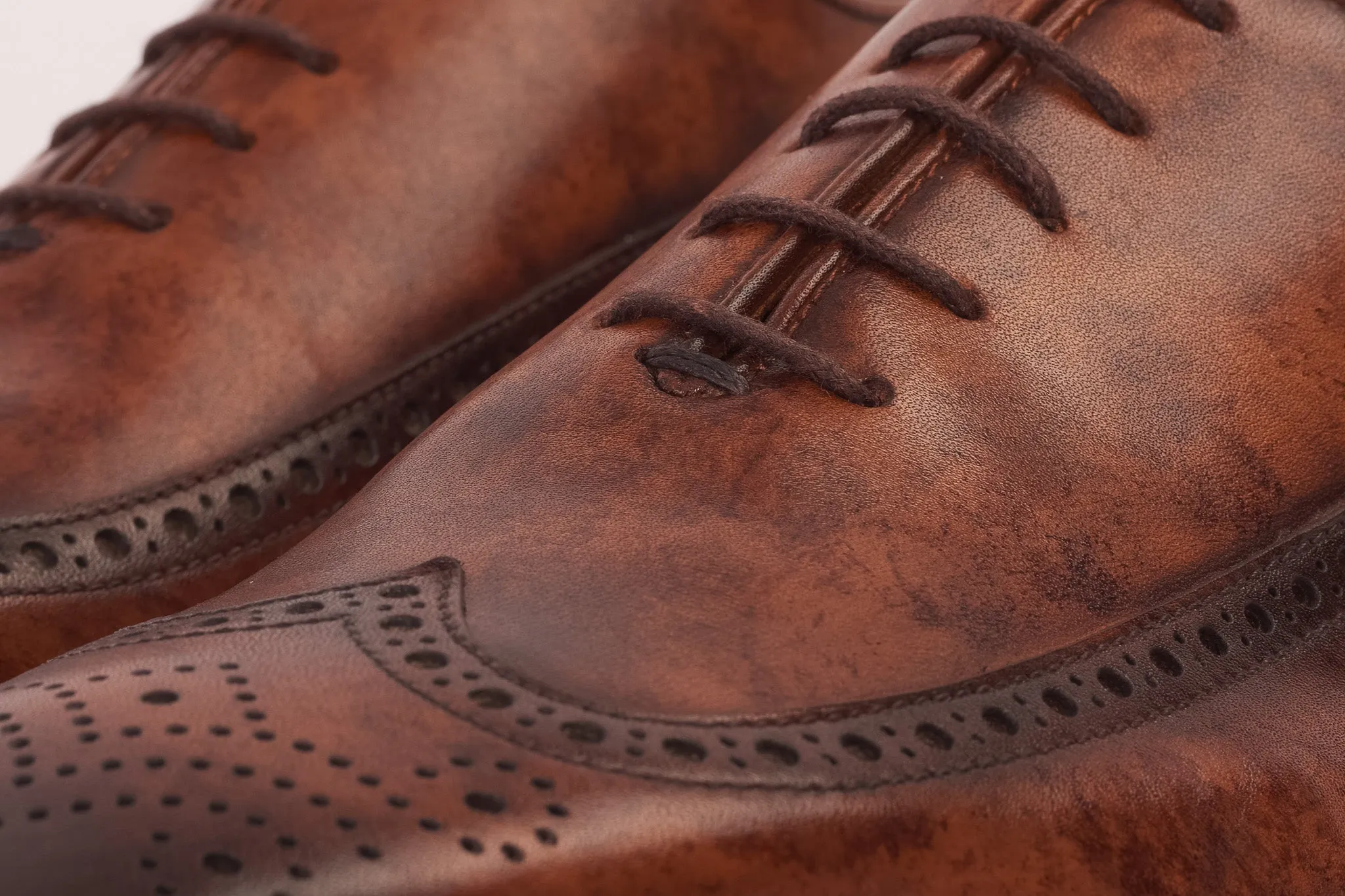 The Royal Hand Craft Brown Wingtip Oxford Men Shoe