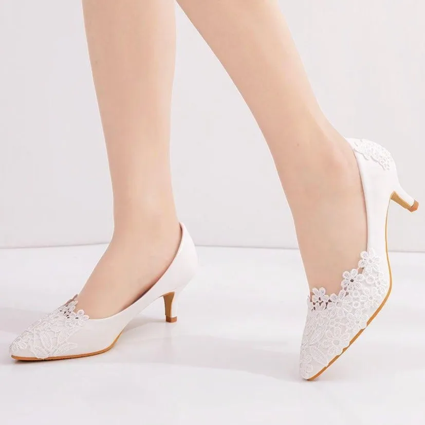 Women kitten white lace flower pointed toe wedding heels